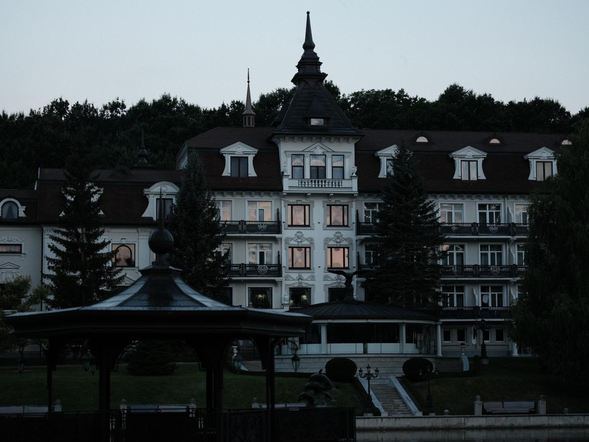 Edem Resort Medical & Spa Strelki  Bagian luar foto