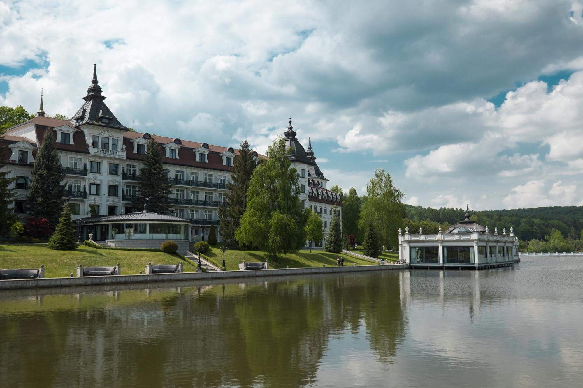 Edem Resort Medical & Spa Strelki  Bagian luar foto